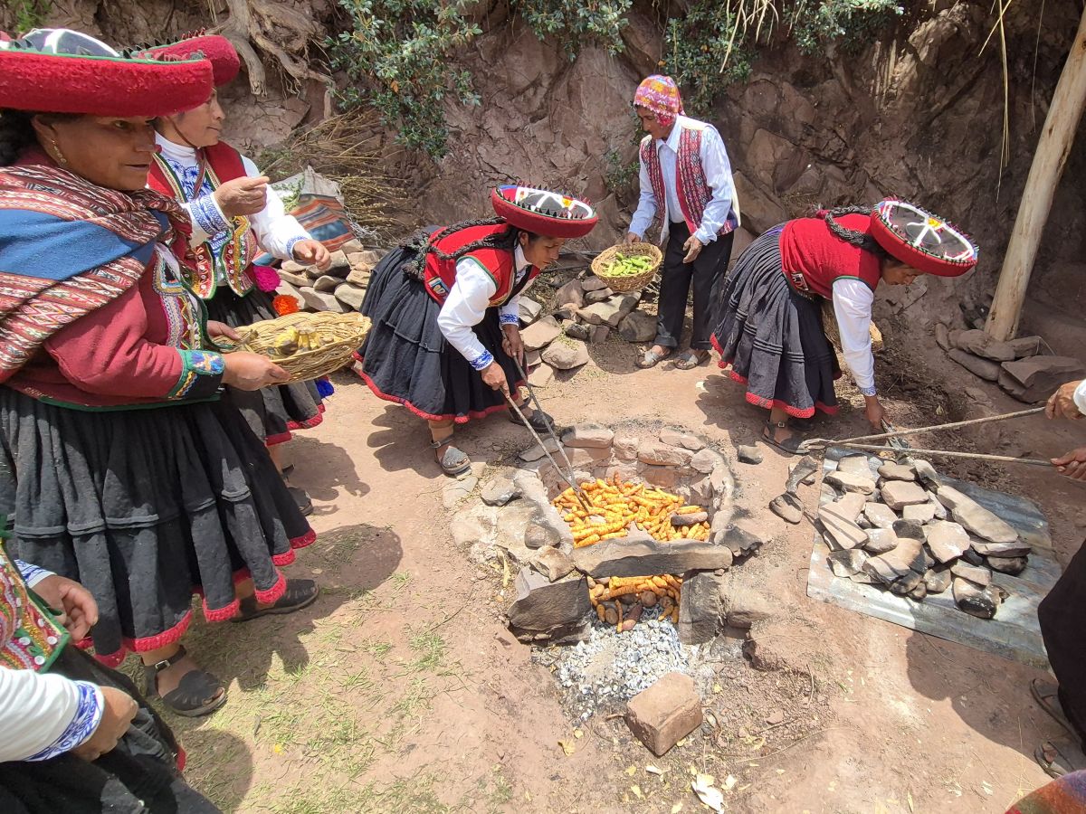 Freshly cooked street food at a market stall in Cusco