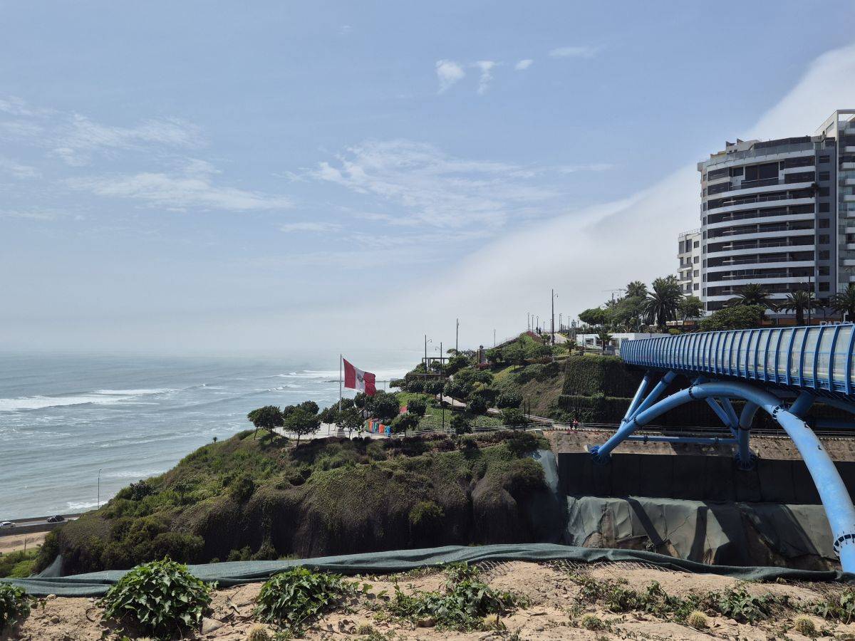 Pacific coastline and cityscape in Peru