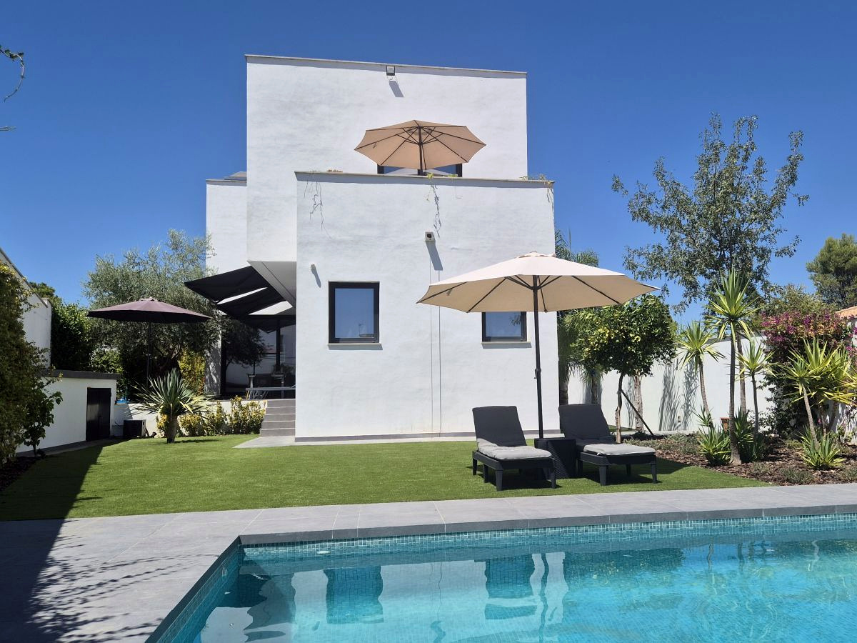 Spanish immersion residence near Sevilla, Spain
